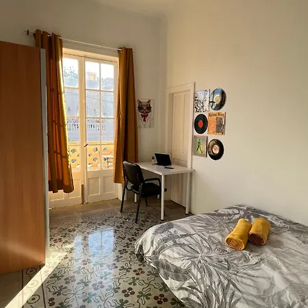 Coliving Brasil Гостьовий будинок Лас-Пальмас-де-Гран-Канарія