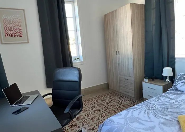 Гостьовий будинок Coliving Brasil Лас-Пальмас-де-Гран-Канарія